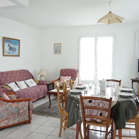 펜션 La Roquille By Interhome *